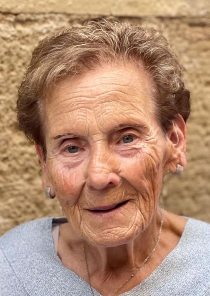 Mª ROSARIO CADARSO ZUÑIGA