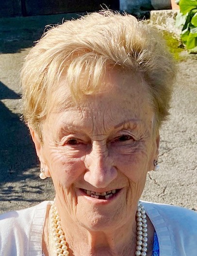 LUISA ARRUABARRENA OLANO