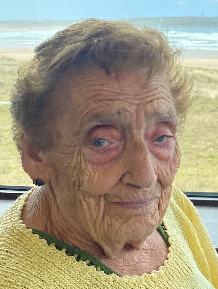 ESPERANZA GARCÍA PEÑALBA