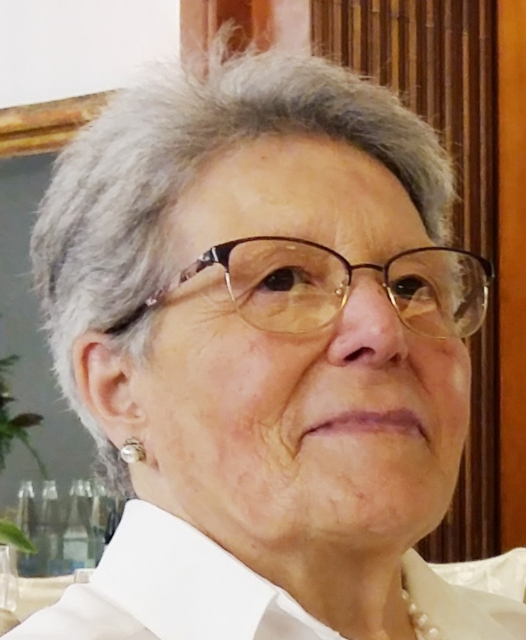 Mª LUISA OLANO PERURENA