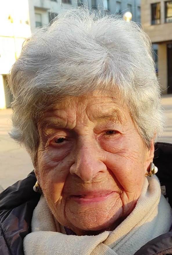 CLARA OLLAKARIZKETA ARGANDOÑA