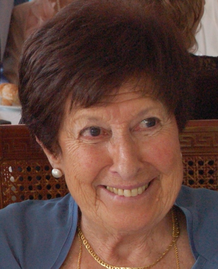 MILAGROS LETAMENDI PÉREZ DE MENDIGUREN